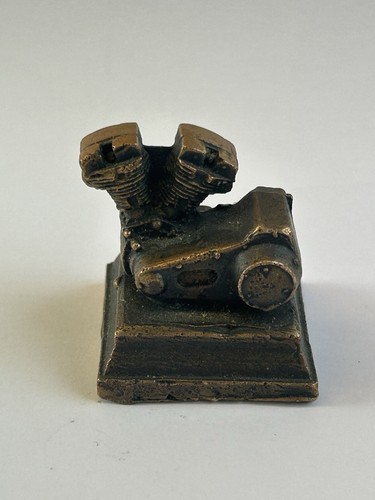 Bronze sculpture ornament a - ornament, of