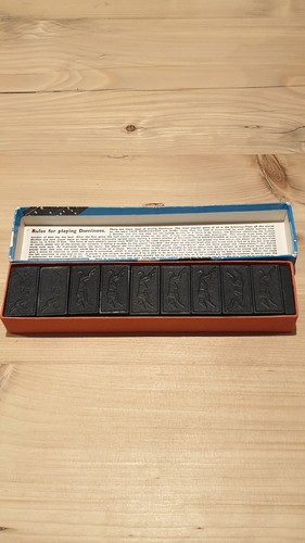 Greyhound dominoes set spears - greyhound,