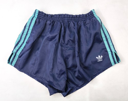 Adidas shorts nylon - size, d8