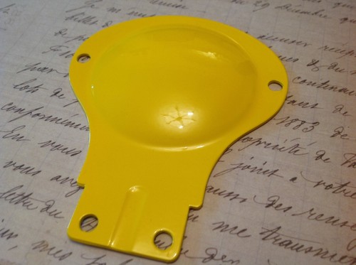 Car badge yellow back - yellow,