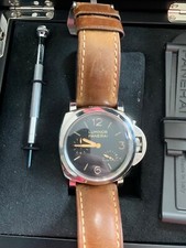 Panerai PAM00423 watch with 2