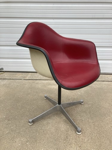 Herman miller fiberglass chair - herman,
