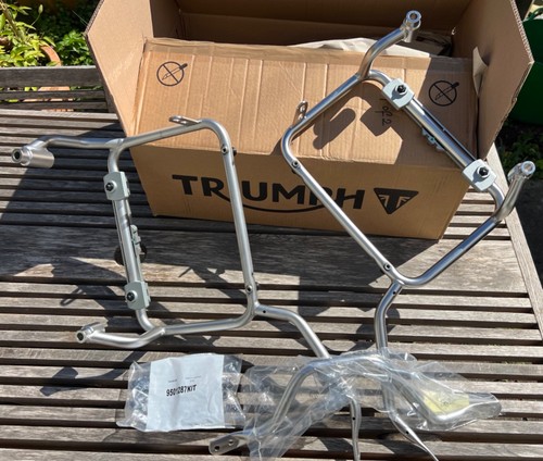 New genuine triumph pannier - new,