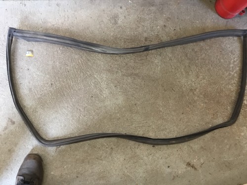 Peugeot 505 front windscreen - 505,