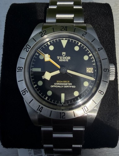 Tudor black bay pro 39mm - tudor,