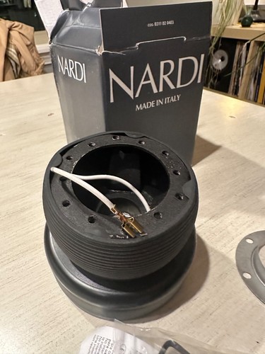 Nardi steering wheel - steering, hub