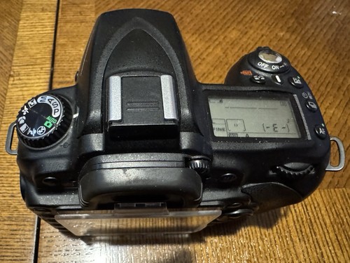 Nikon d90 body only - body,