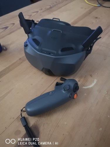 Dji goggles and motion 3 - dji,
