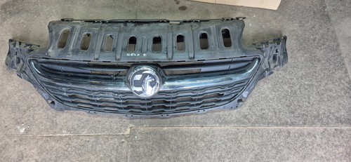 Vauxhall corsa 2015 front - 2015-19,