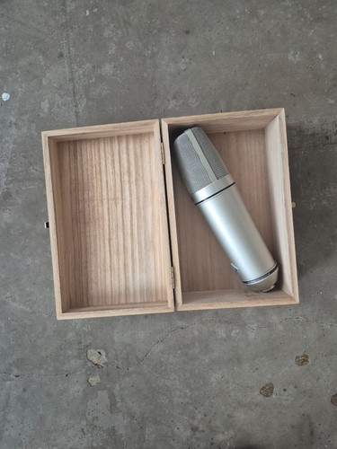 Neumann u87 condensor - neumann,