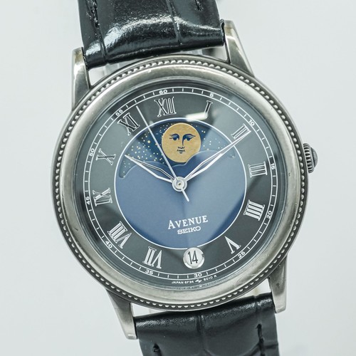 Vintage 1999 near mint seiko - *near,