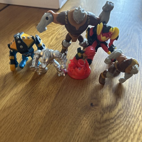 Bundle gormiti figures - of,