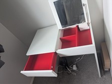 dressing table with drawers