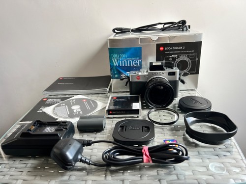 Leica digilux camera 2gb sd - leica,