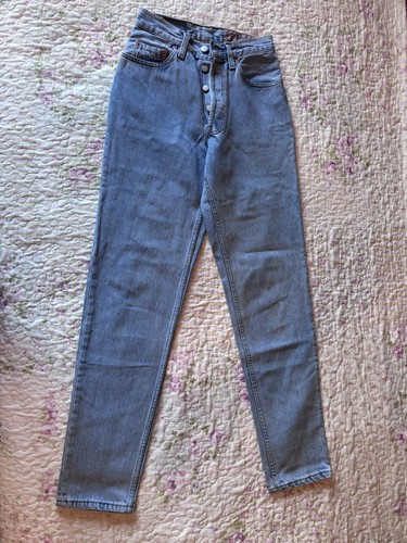 Vintage women levi 901 - levi’s,