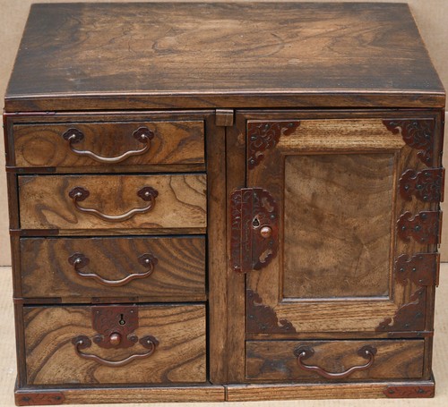 Small old unusual oriental - unusual,