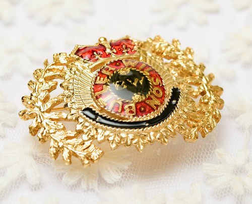 Vintage butler wilson - butler, crest
