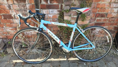 Small road bike high - small, high-quality