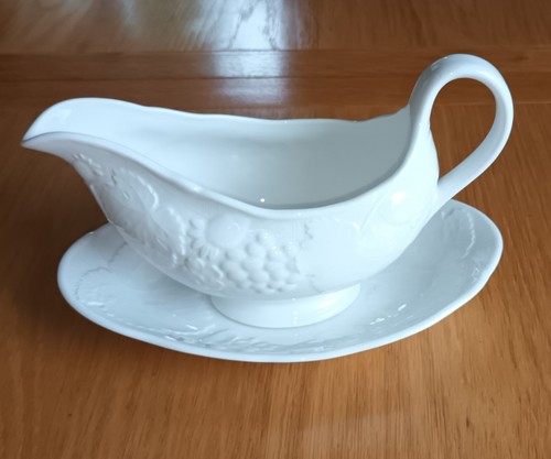 Wedgwood strawberry vine - wedgwood,