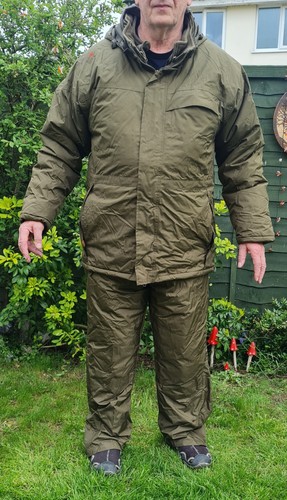 Trakker fishing suit vgc - fishing,