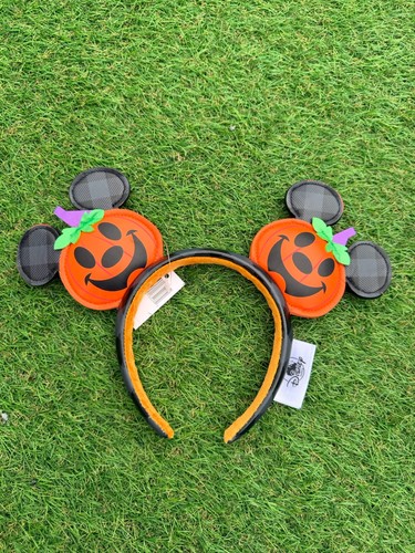 Disney mickey mouse pumpkin - mickey,
