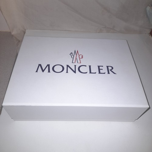 Empty moncler gift box - empty,