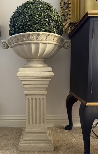 Acanthus leaf bowl planter - leaf,