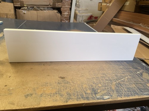600mm white gloss kitchen - gloss,