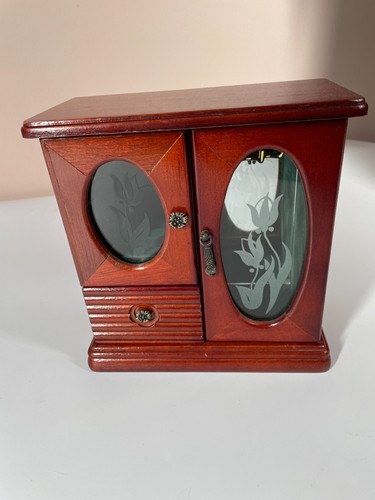 Vintage wooden jewellery - vintage,