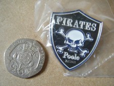 Collectable "POOLE PIRATES EST. 1948" Silver Speedway badge. New & Sealed.