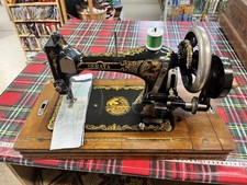 Serata Hand Crank Vintage Sewing Machine