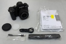 FUJIFILM X-S10 SLR CAMERA C/W