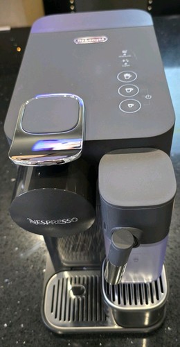 Delonghie nespresso lattissima - delonghie,