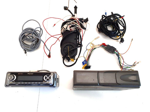Mercedes w124 pioneer audio - pioneer,