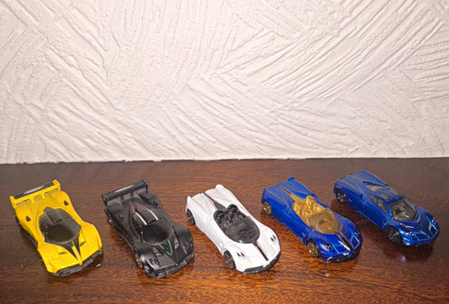 Hot wheels lot diecast - lot, of