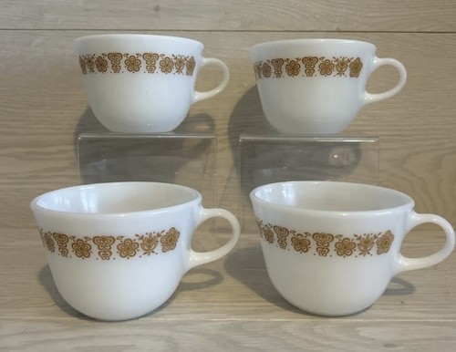 Vintage pyrex white milk - white,
