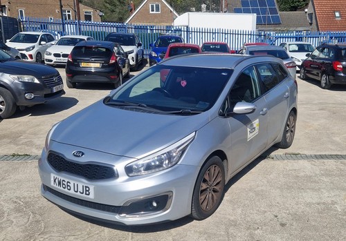 Breaking parts kia ceed - :,