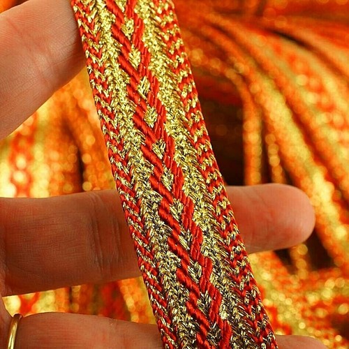 Upholstery gimp metallic gold - metallic,