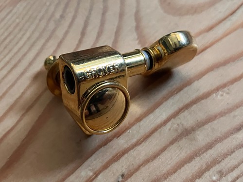 Single gold grover - single,