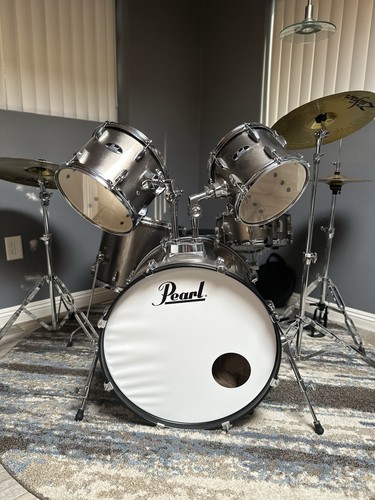 Pearl roadshow piece - pearl,