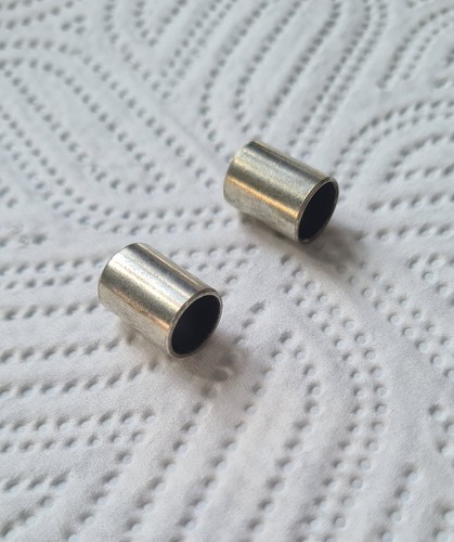 Carb throttle spindle - su,