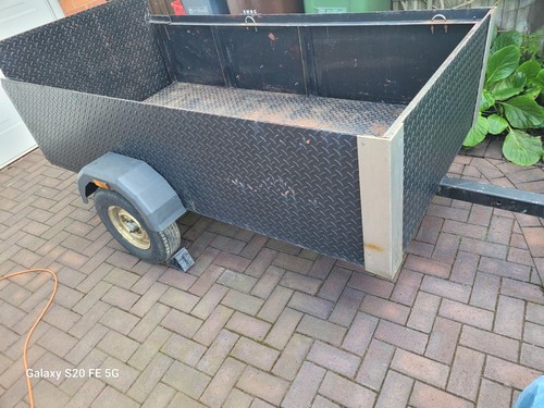 Heavy duty trailer with - heavy,