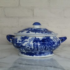Vintage Royal Venton Tureen Blue and White Circa 1930's - excellent condition