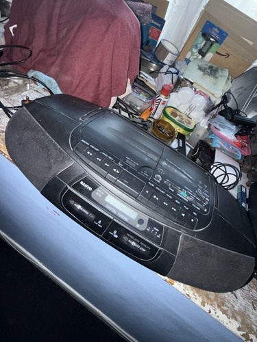 Sanyo boombox - sanyo,