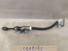 rear brake master cylinder for