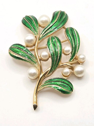 Vintage crown trifari enameled - vintage,