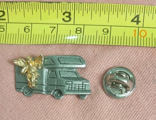 Vintage silver tone - tone, camper