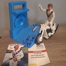 AUTOGRAPHED! Evel Knievel Ideal Stunt Cycle Signed