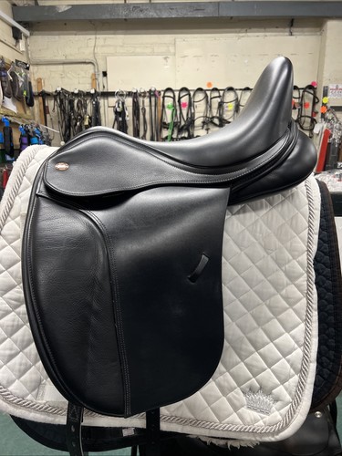 Kent masters dressage saddle - masters,