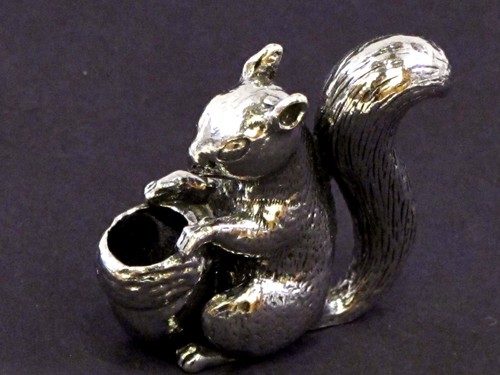 Squirrel acorn pin cushion - squirrel,